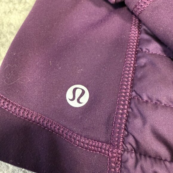 Lululemon First Mile Puffer Jacket - Picture 9 of 9
